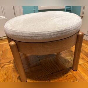 Reedsville Dowel Ottoman with Velvet Fully Assembled Cream - Threshold